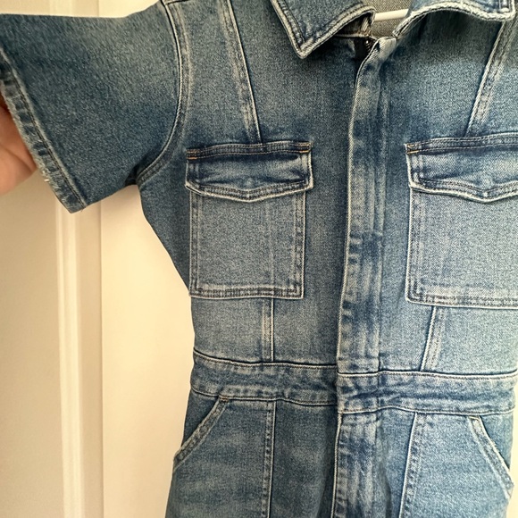 Like new (only worn once) Good American Denim Jumpsuit - Picture 6 of 11